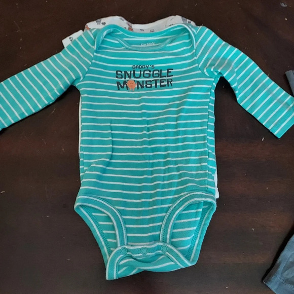 Carter's Baby 3-Piece Monster Little Character Set in Size 6M - Picture 5 of 9